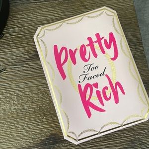 TOO FACED - EYESHADOW PALETTE